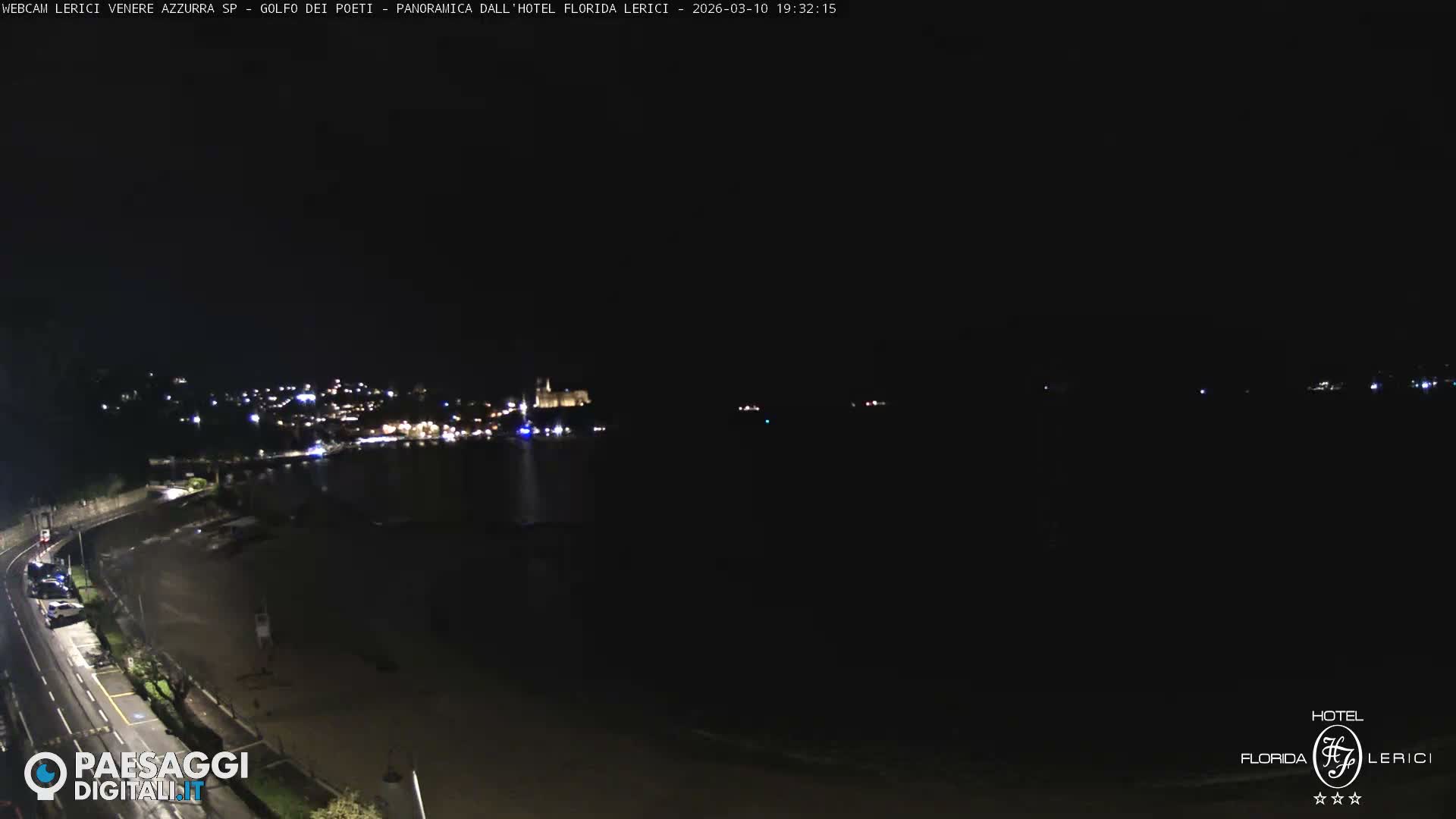  Lerici Venere Azzurra Beach Live Cam - La Spezia, Liguria, Italy