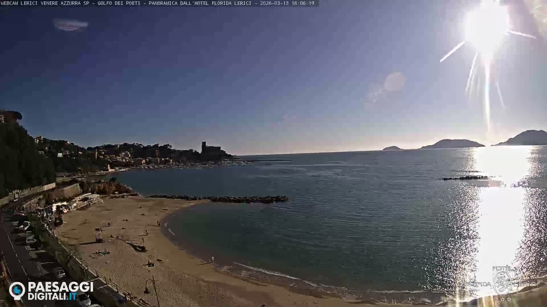  Lerici Venere Azzurra Beach Live Cam - La Spezia, Liguria, Italy