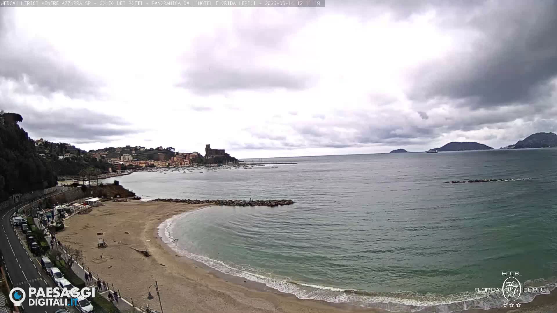  Lerici Venere Azzurra Beach Live Cam - La Spezia, Liguria, Italy