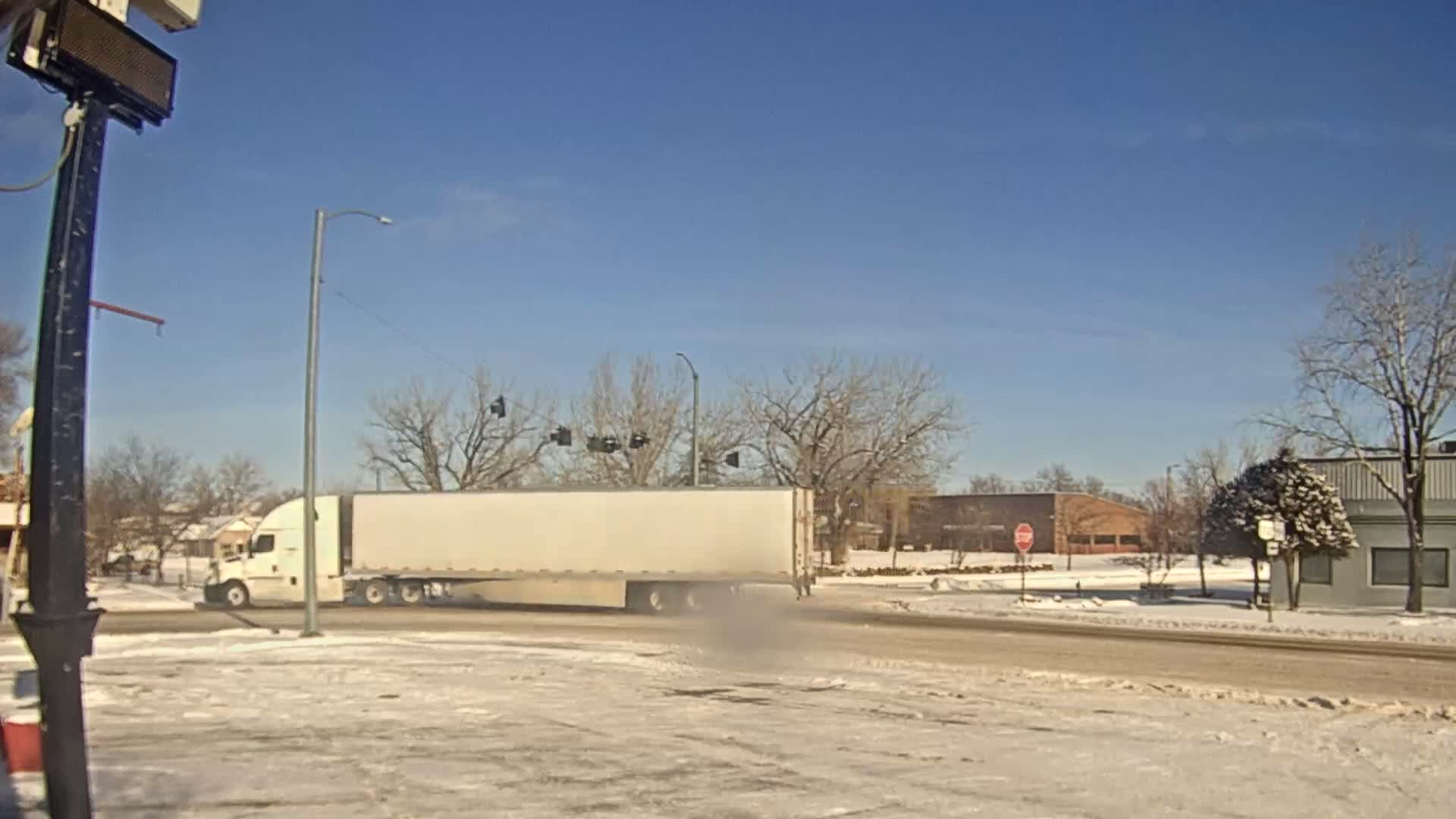 Broadus Village,  U.S Highway 212 Live Cam - Broadus, Powder River, Montana, USA