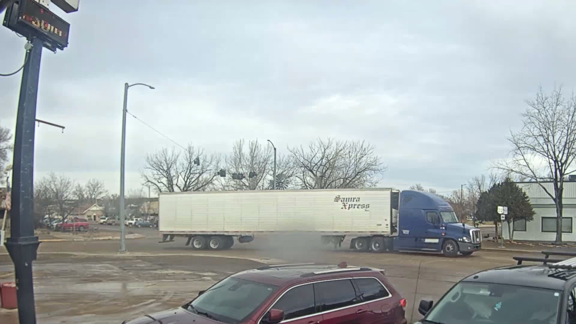 Broadus Village,  U.S Highway 212 Live Cam - Broadus, Powder River, Montana, USA