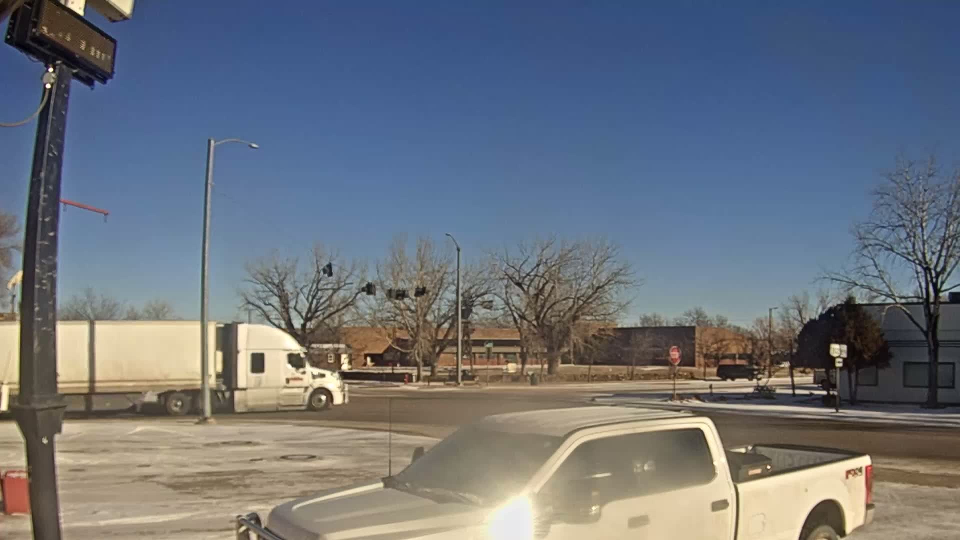 Broadus Village,  U.S Highway 212 Live Cam - Broadus, Powder River, Montana, USA