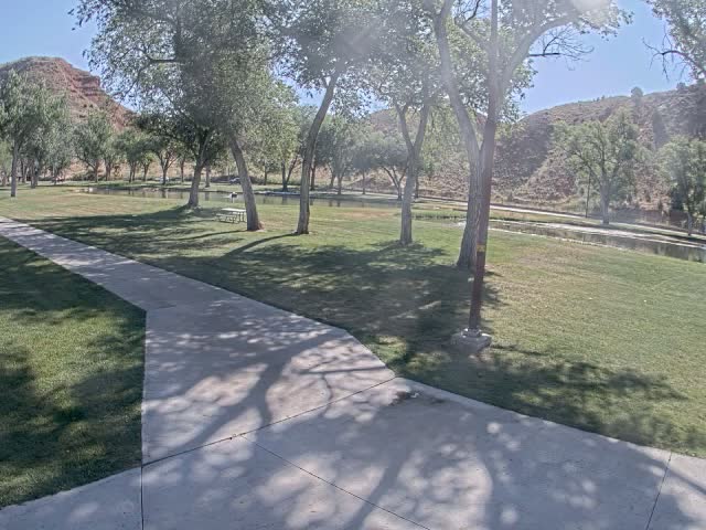 Thermopolis, Hot Springs State Park Koi Fish Ponds & Monument Hill Live Cam - Thermopolis, 	Hot Springs, Wyoming, USA