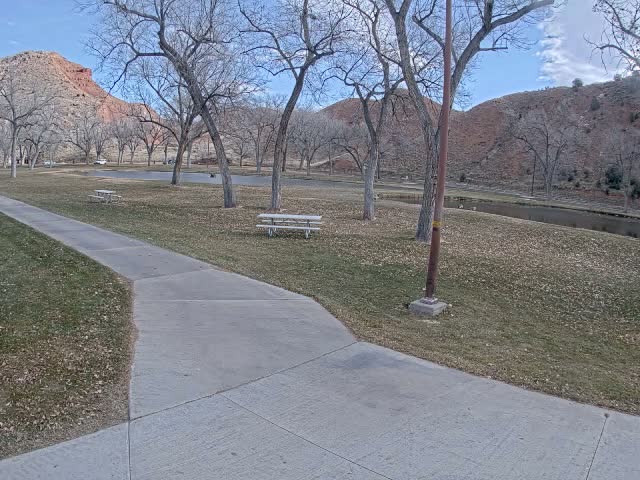 Thermopolis, Hot Springs State Park Koi Fish Ponds & Monument Hill Live Cam - Thermopolis, 	Hot Springs, Wyoming, USA