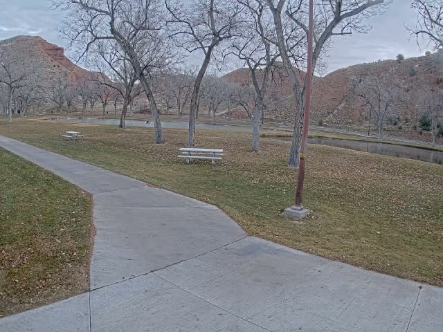 Thermopolis, Hot Springs State Park Koi Fish Ponds & Monument Hill Live Cam - Thermopolis, 	Hot Springs, Wyoming, USA