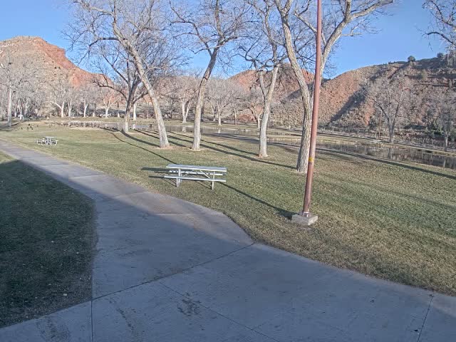 Thermopolis, Hot Springs State Park Koi Fish Ponds & Monument Hill Live Cam - Thermopolis, 	Hot Springs, Wyoming, USA