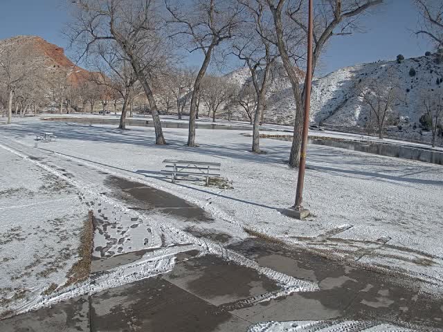 Thermopolis, Hot Springs State Park Koi Fish Ponds & Monument Hill Live Cam - Thermopolis, 	Hot Springs, Wyoming, USA