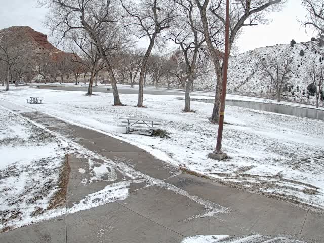 Thermopolis, Hot Springs State Park Koi Fish Ponds & Monument Hill Live Cam - Thermopolis, 	Hot Springs, Wyoming, USA