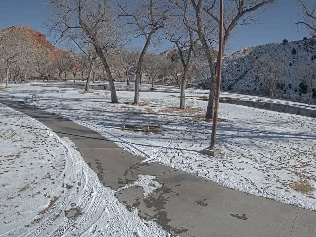 Thermopolis, Hot Springs State Park Koi Fish Ponds & Monument Hill Live Cam - Thermopolis, 	Hot Springs, Wyoming, USA
