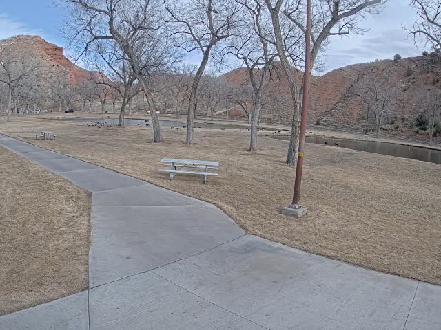 Thermopolis, Hot Springs State Park Koi Fish Ponds & Monument Hill Live Cam - Thermopolis, 	Hot Springs, Wyoming, USA