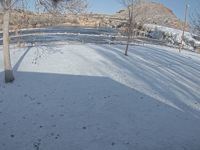 Thermopolis, Hot Springs State Park Bighorn River & Rainbow Terrace Live Cam - Thermopolis, Hot Springs, Wyoming, USA