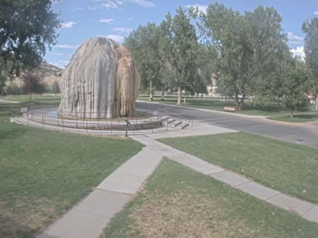 Thermopolis, Hot Springs State Park Tepee Fountain Live Cam - Thermopolis, Hot Springs, Wyoming, USA