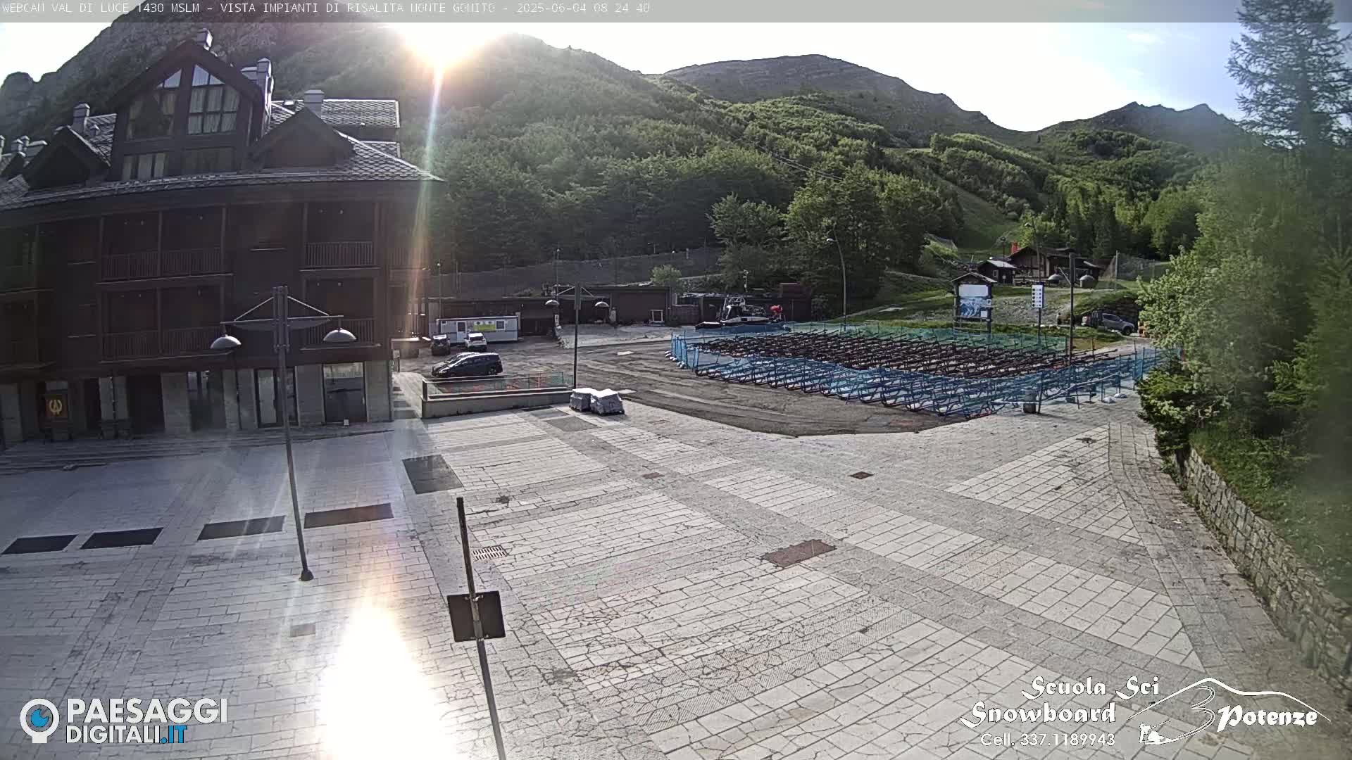  Abetone, Val di Luce Ski Lift Live Cam - Pistoia, Tuscany, Italy