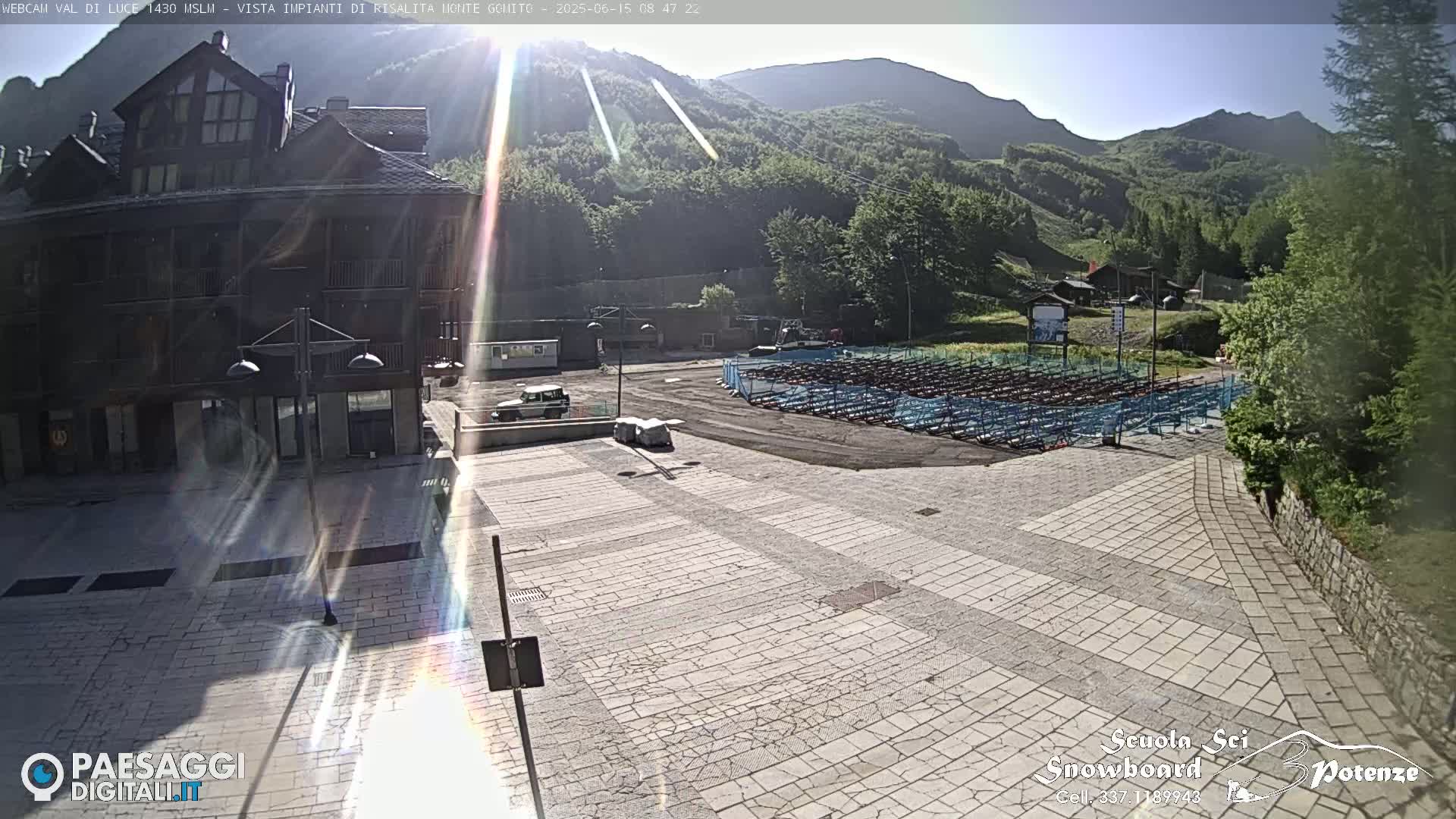  Abetone, Val di Luce Ski Lift Live Cam - Pistoia, Tuscany, Italy