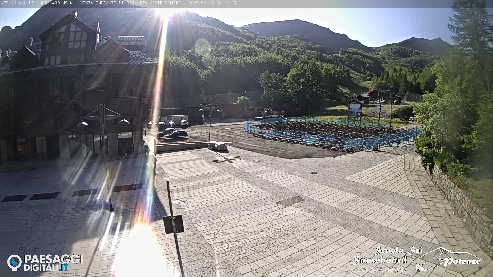  Abetone, Val di Luce Ski Lift Live Cam - Pistoia, Tuscany, Italy