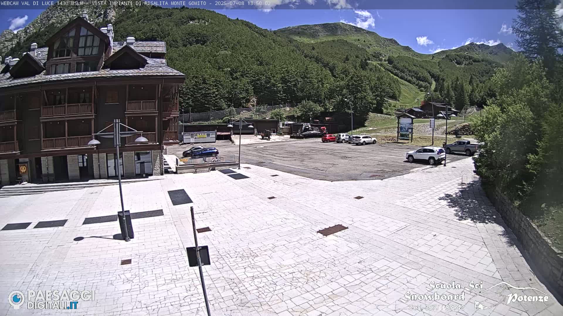  Abetone, Val di Luce Ski Lift Live Cam - Pistoia, Tuscany, Italy
