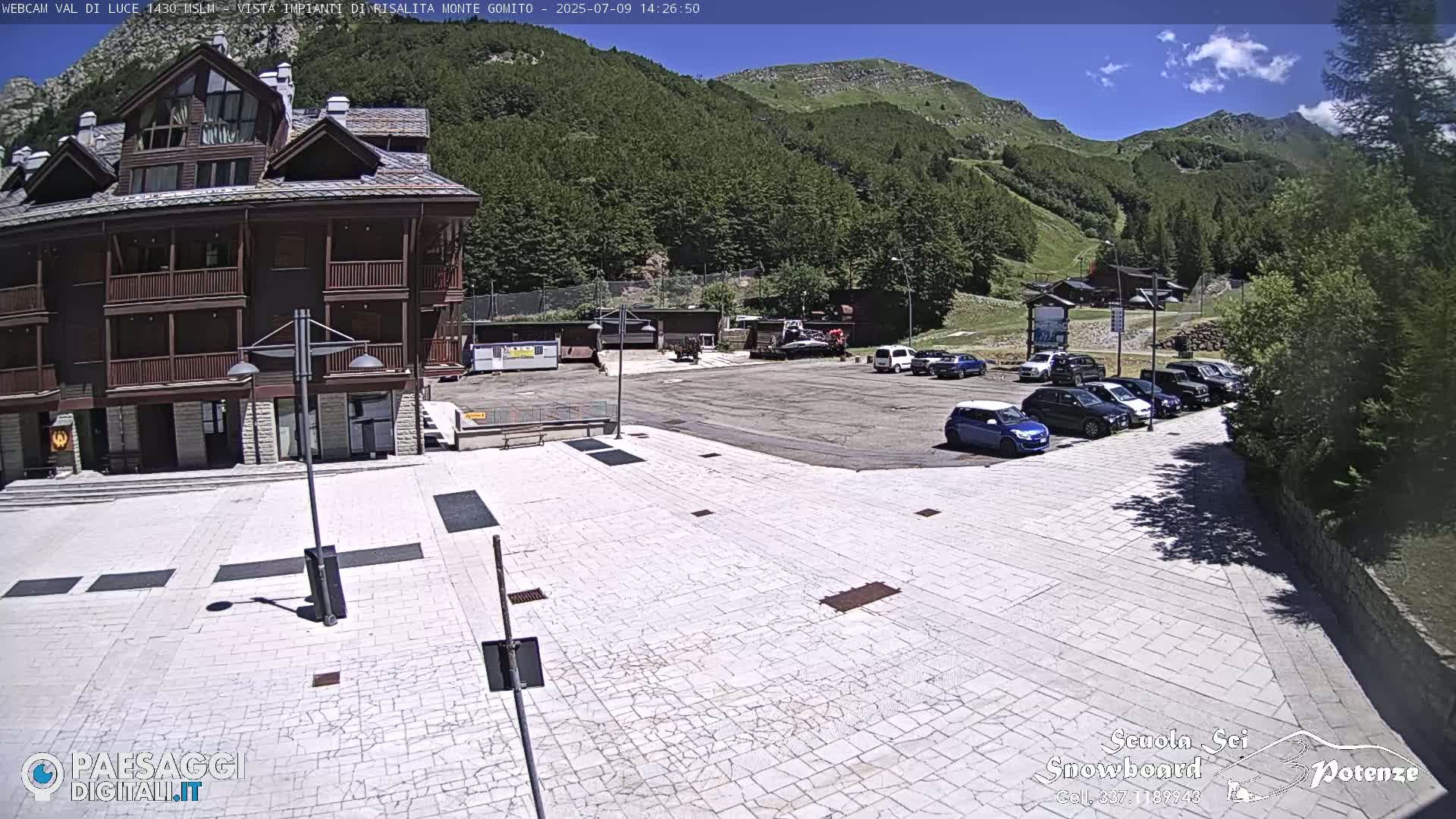  Abetone, Val di Luce Ski Lift Live Cam - Pistoia, Tuscany, Italy