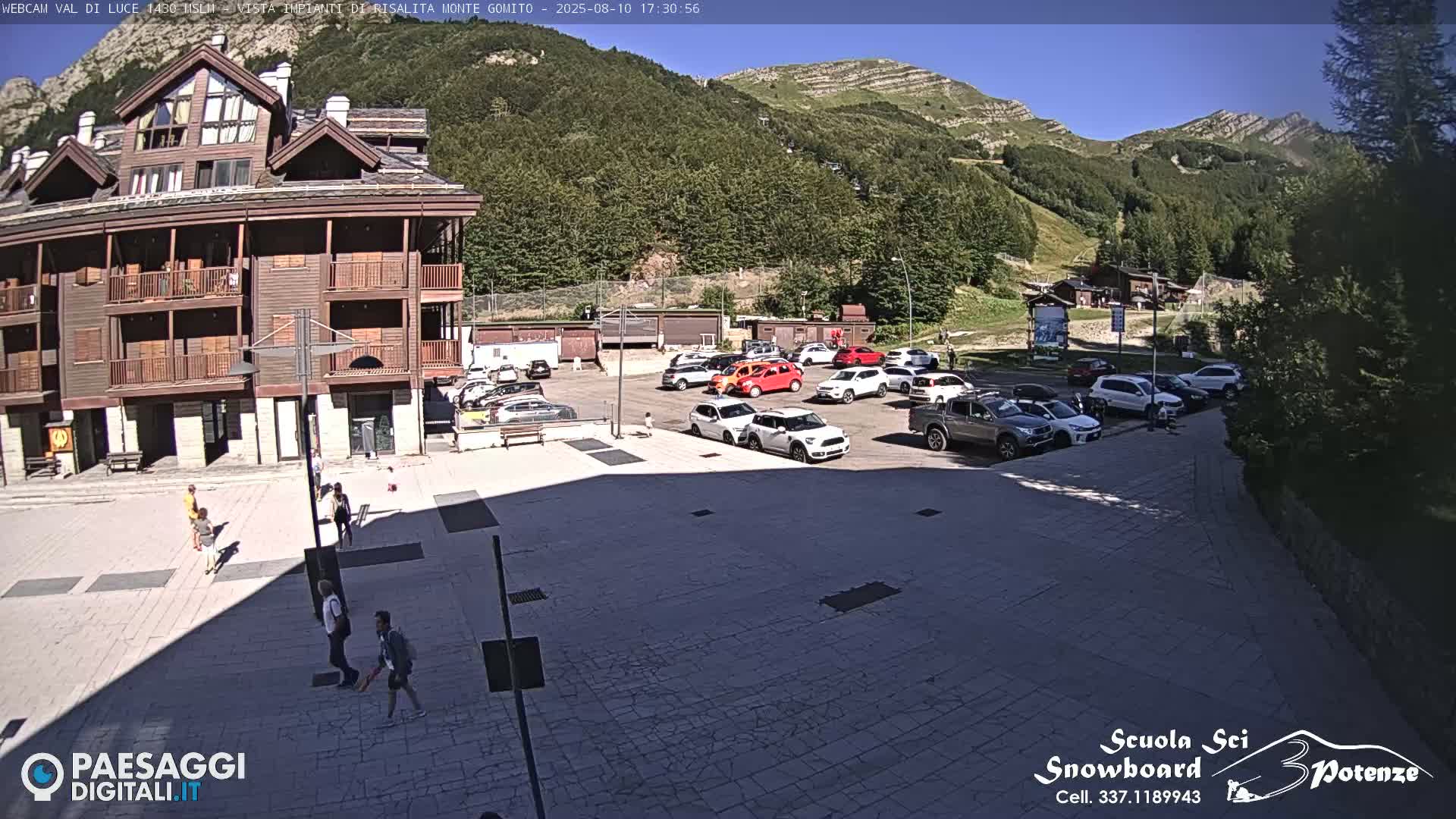  Abetone, Val di Luce Ski Lift Live Cam - Pistoia, Tuscany, Italy