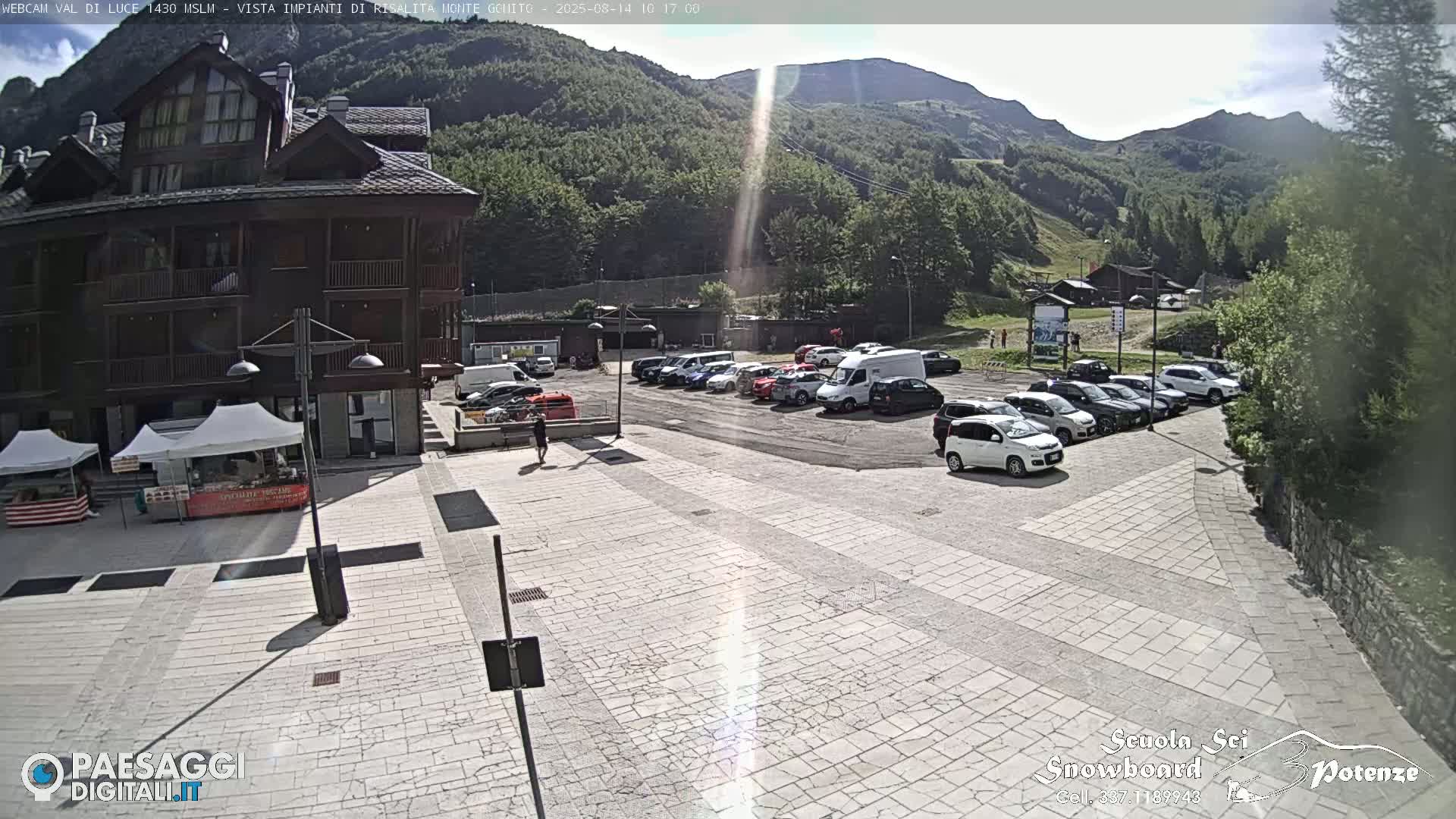  Abetone, Val di Luce Ski Lift Live Cam - Pistoia, Tuscany, Italy