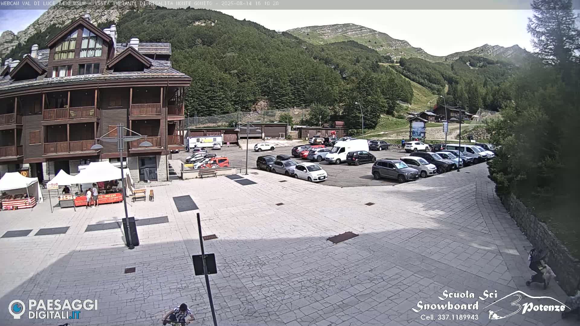  Abetone, Val di Luce Ski Lift Live Cam - Pistoia, Tuscany, Italy