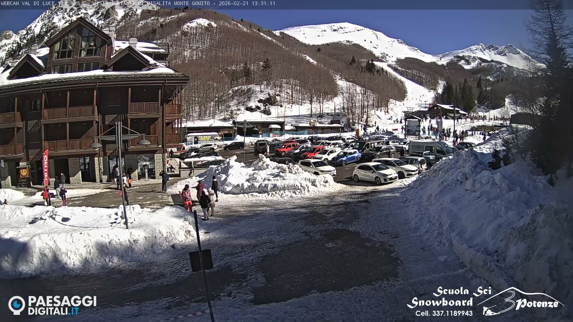  Abetone, Val di Luce Ski Lift Live Cam - Pistoia, Tuscany, Italy