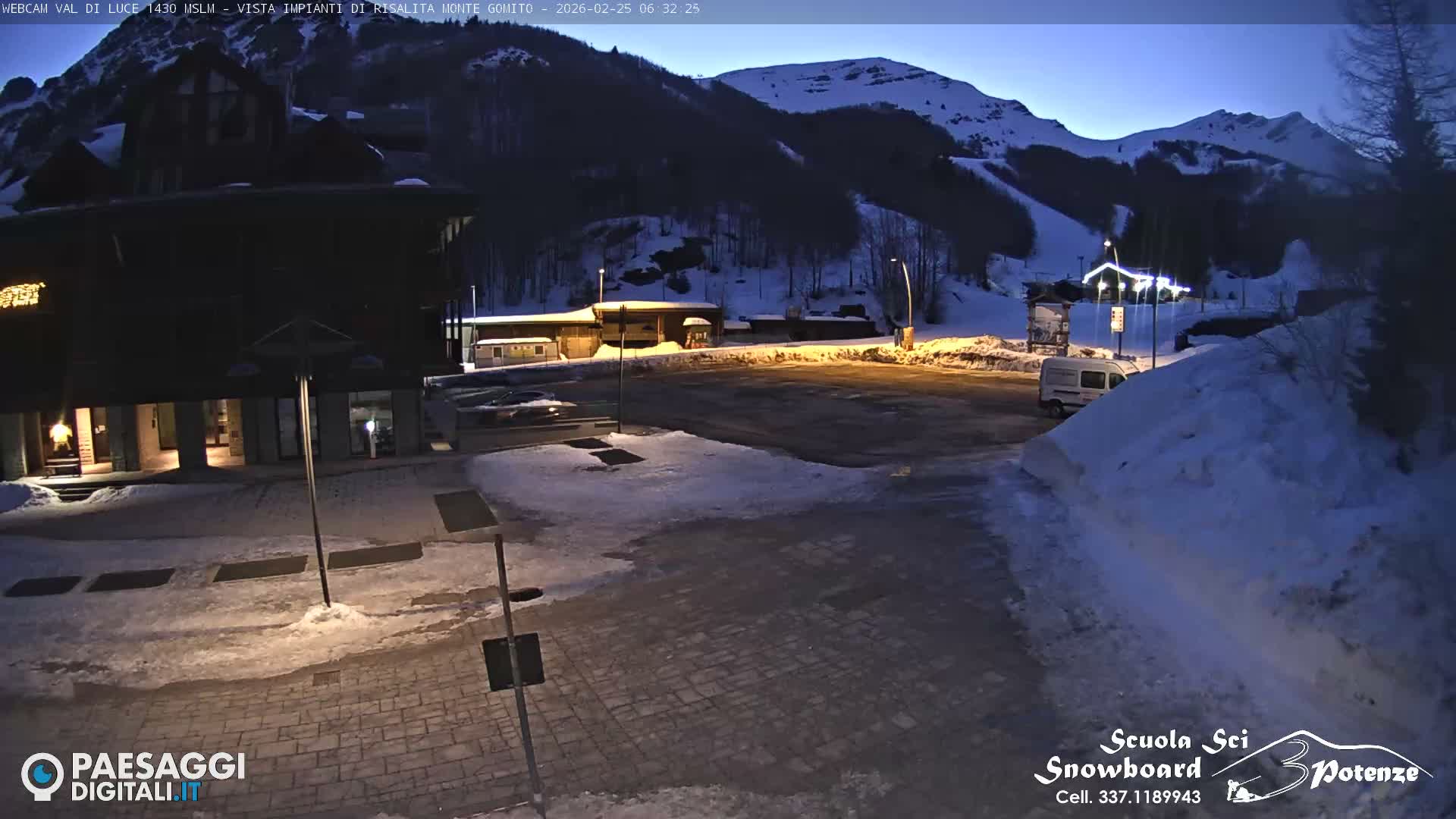  Abetone, Val di Luce Ski Lift Live Cam - Pistoia, Tuscany, Italy