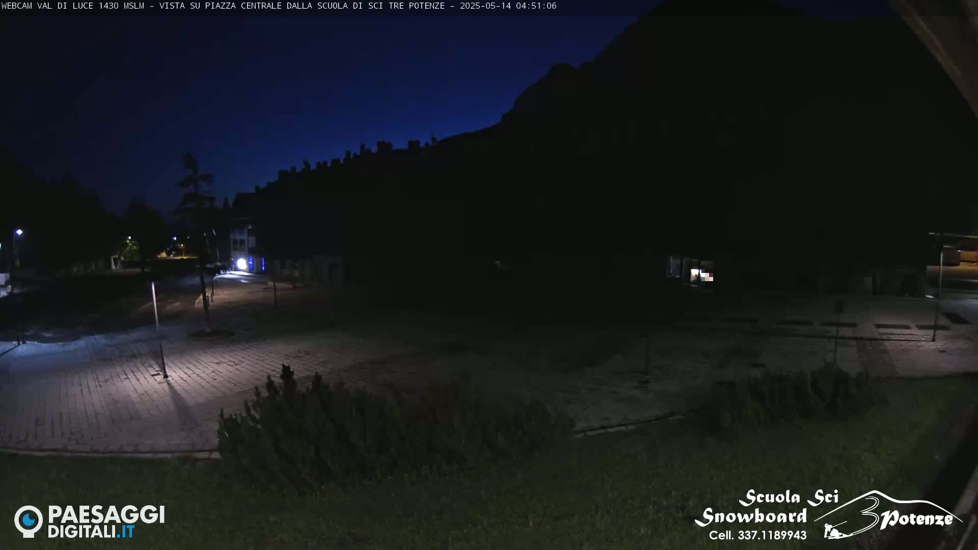 Abetone Val di Luce  Main Square Live Cam - Pistoia, Tuscany, Italy