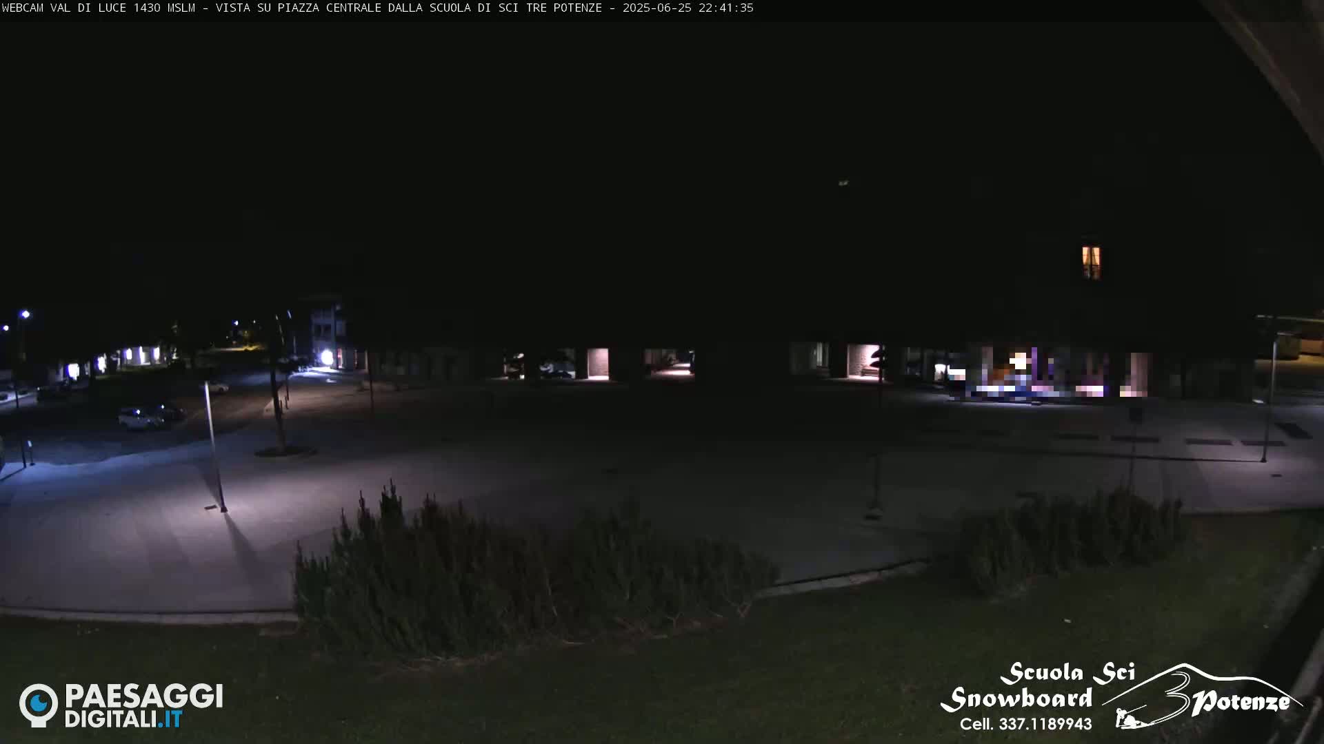 Abetone Val di Luce  Main Square Live Cam - Pistoia, Tuscany, Italy