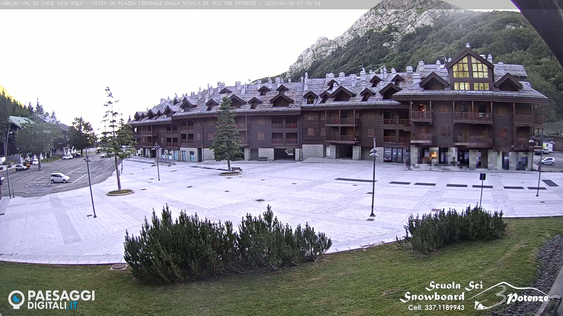 Abetone Val di Luce  Main Square Live Cam - Pistoia, Tuscany, Italy