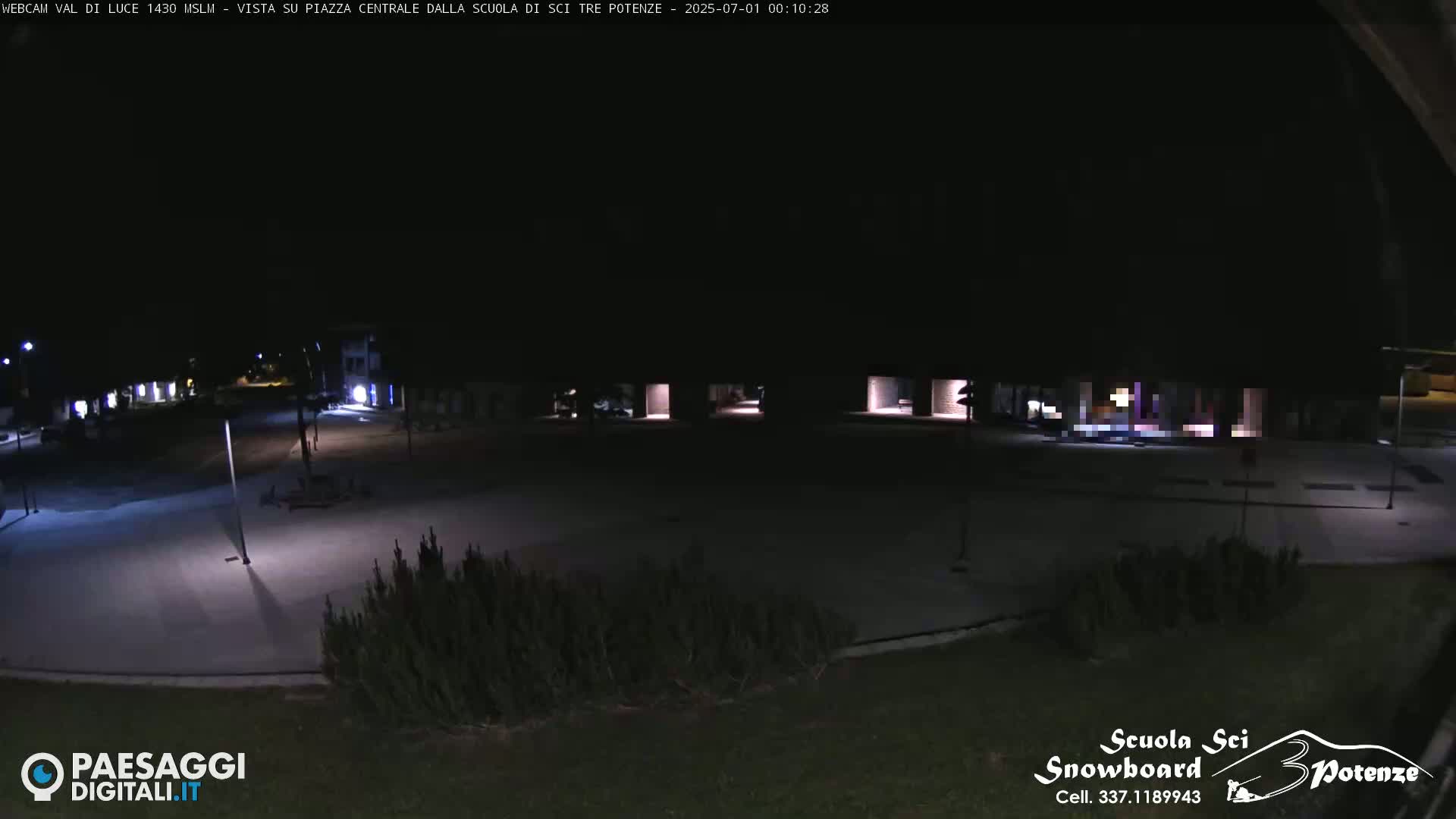 Abetone Val di Luce  Main Square Live Cam - Pistoia, Tuscany, Italy