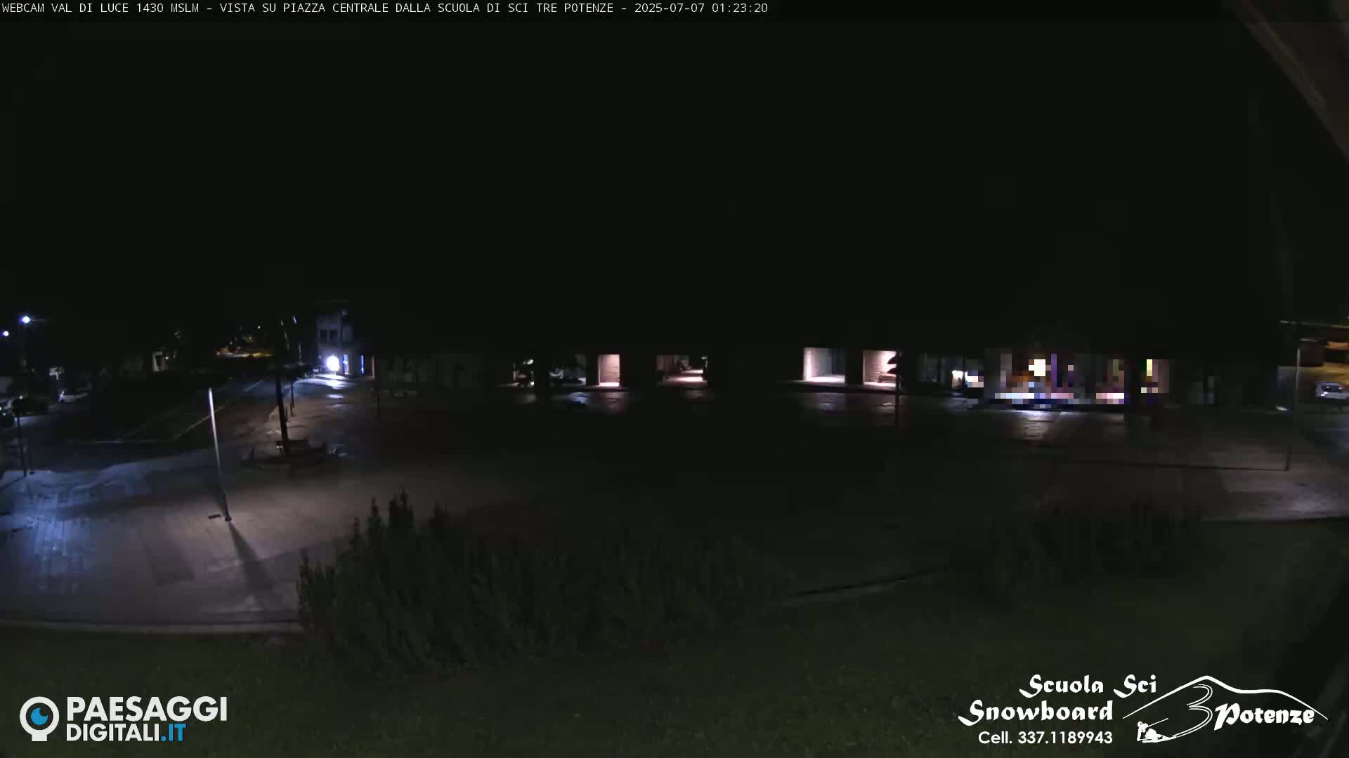 Abetone Val di Luce  Main Square Live Cam - Pistoia, Tuscany, Italy