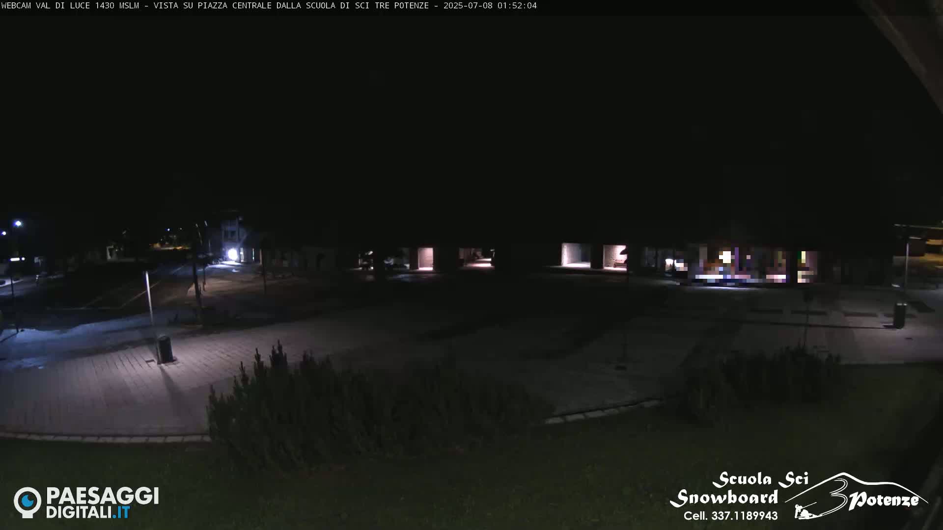 Abetone Val di Luce  Main Square Live Cam - Pistoia, Tuscany, Italy