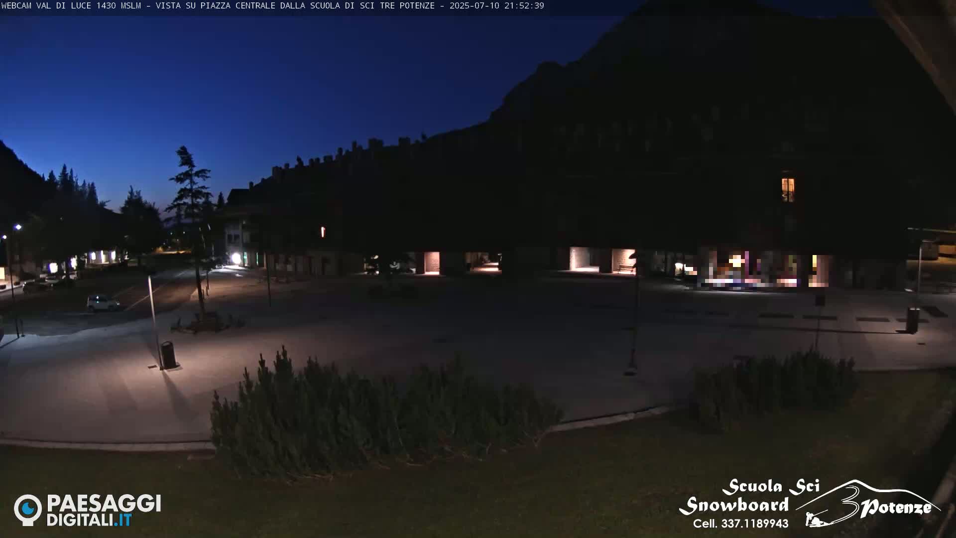 Abetone Val di Luce  Main Square Live Cam - Pistoia, Tuscany, Italy