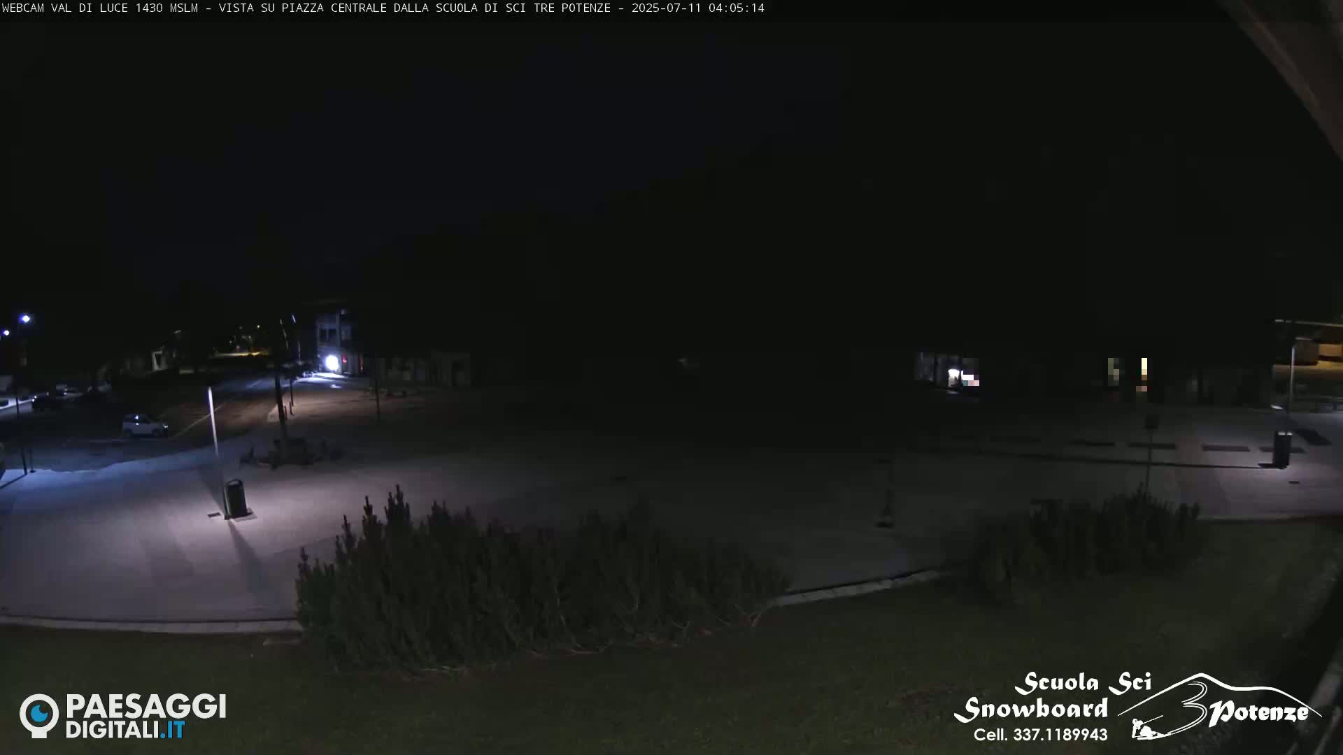 Abetone Val di Luce  Main Square Live Cam - Pistoia, Tuscany, Italy