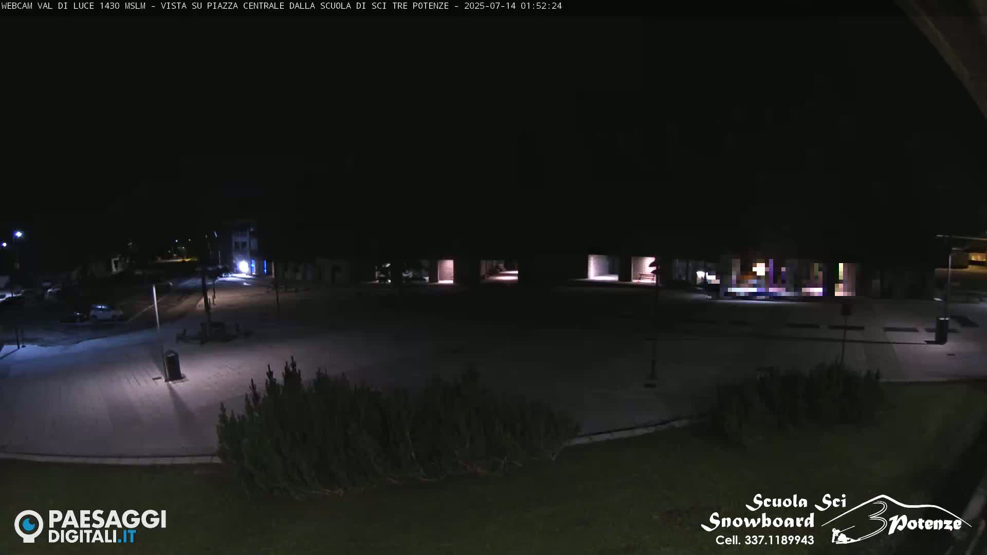 Abetone Val di Luce  Main Square Live Cam - Pistoia, Tuscany, Italy