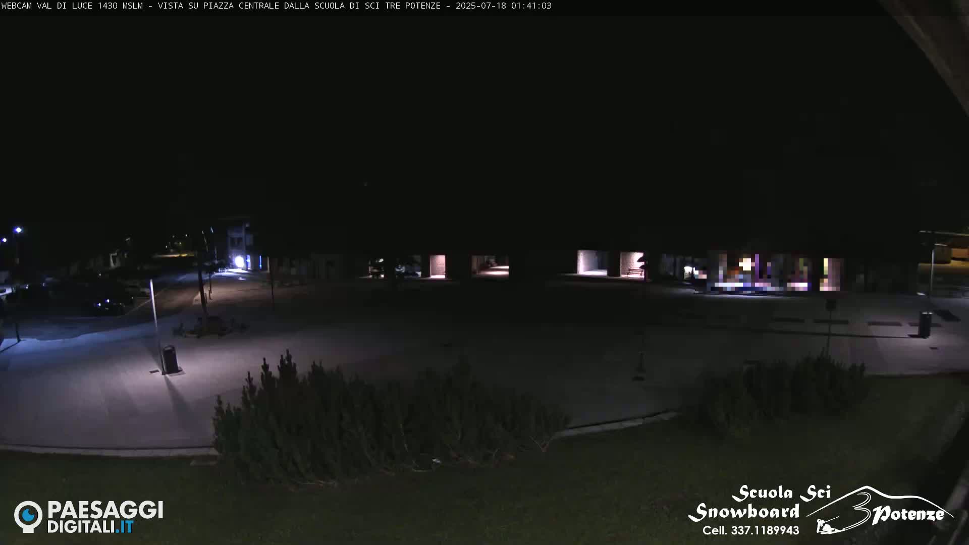Abetone Val di Luce  Main Square Live Cam - Pistoia, Tuscany, Italy