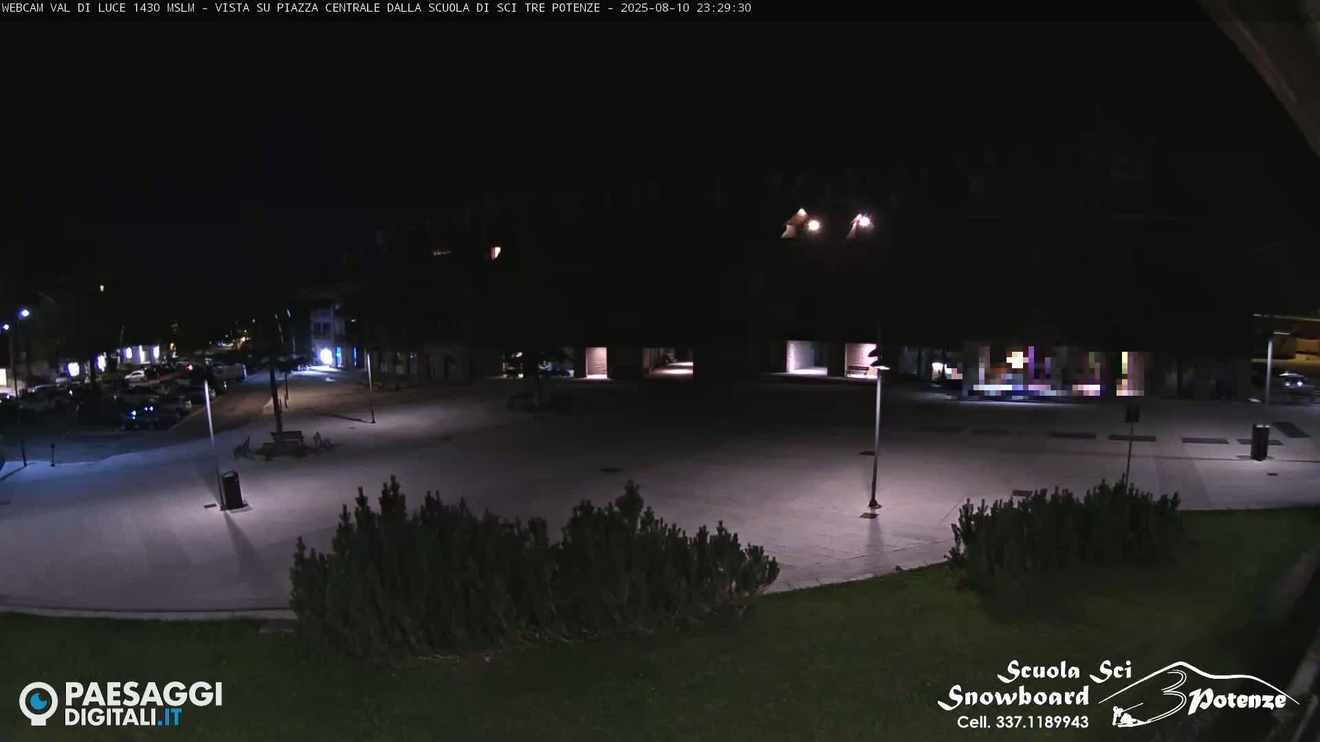 Abetone Val di Luce  Main Square Live Cam - Pistoia, Tuscany, Italy