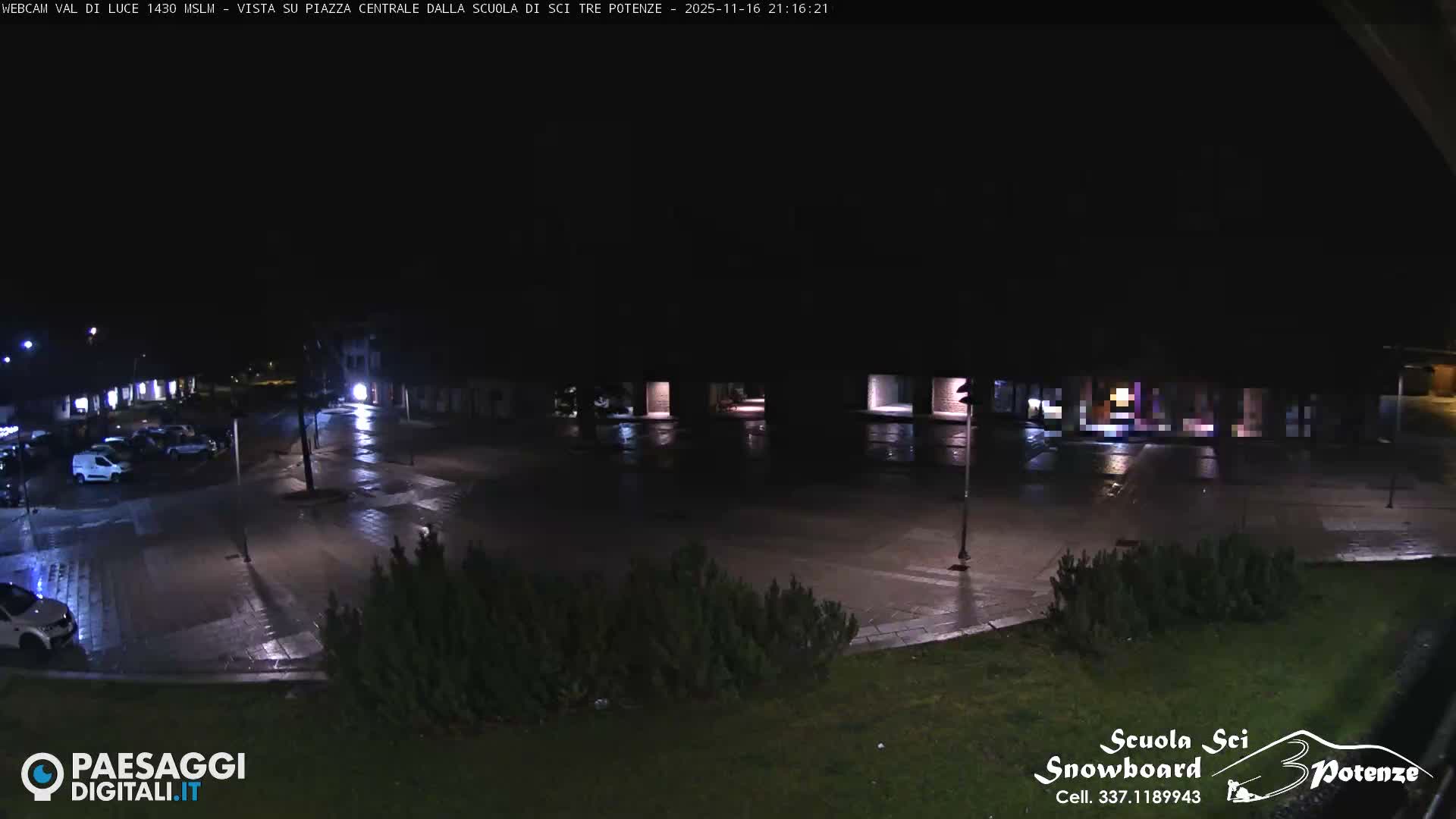 Abetone Val di Luce  Main Square Live Cam - Pistoia, Tuscany, Italy