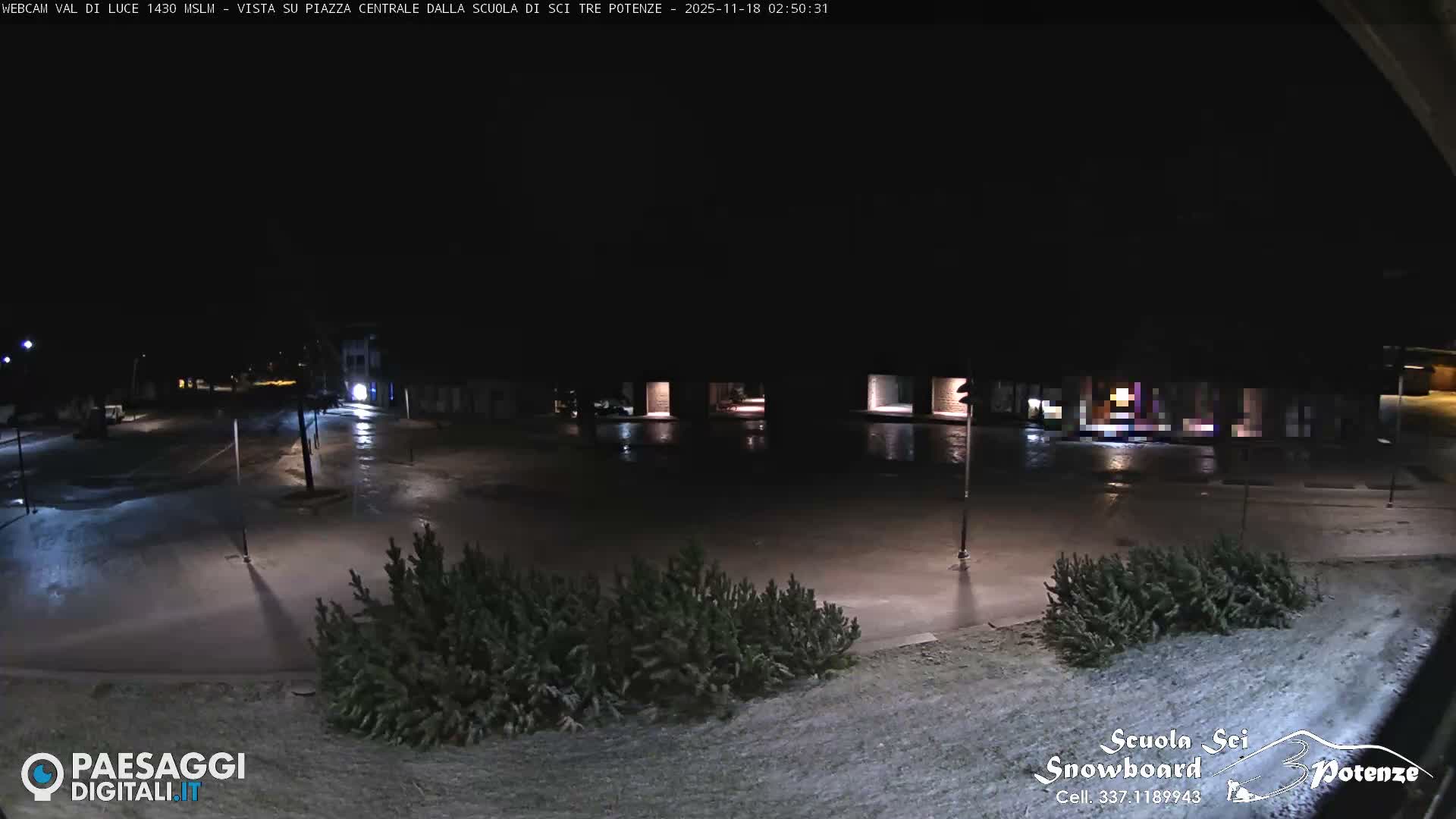 Abetone Val di Luce  Main Square Live Cam - Pistoia, Tuscany, Italy