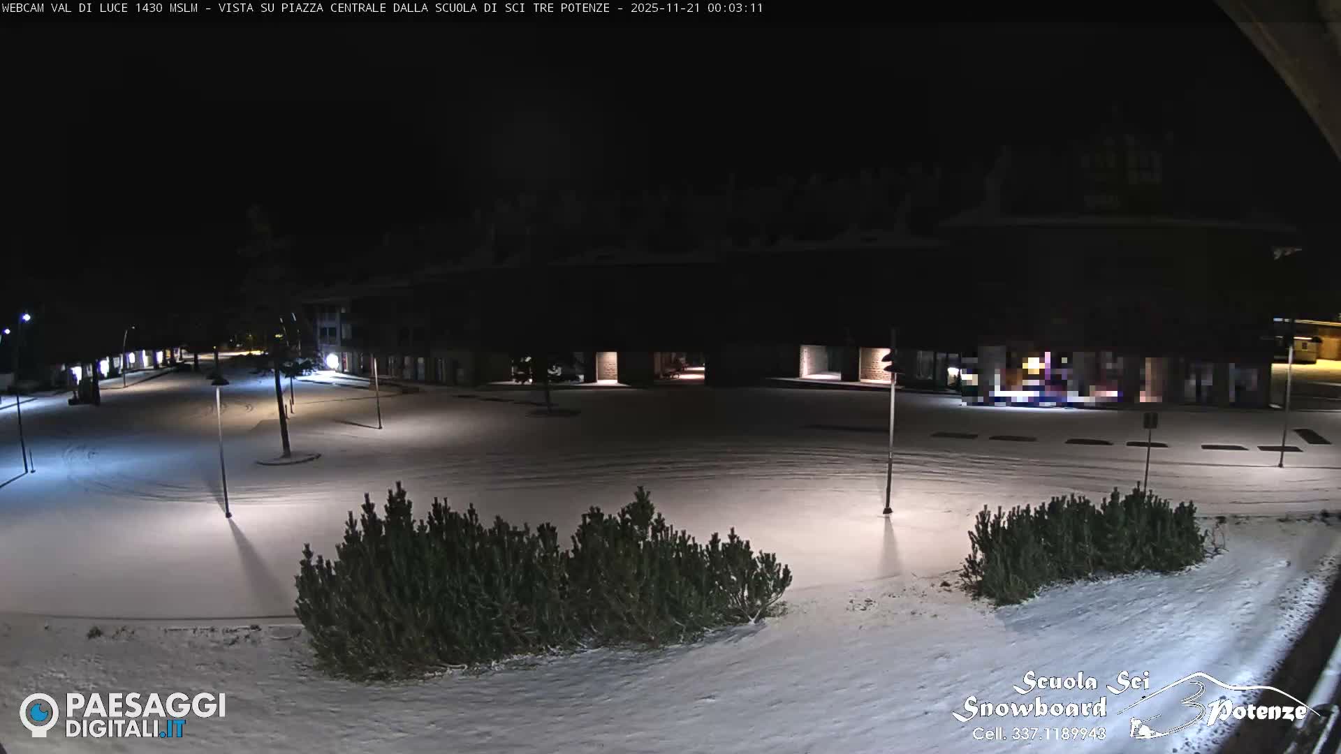 Abetone Val di Luce  Main Square Live Cam - Pistoia, Tuscany, Italy