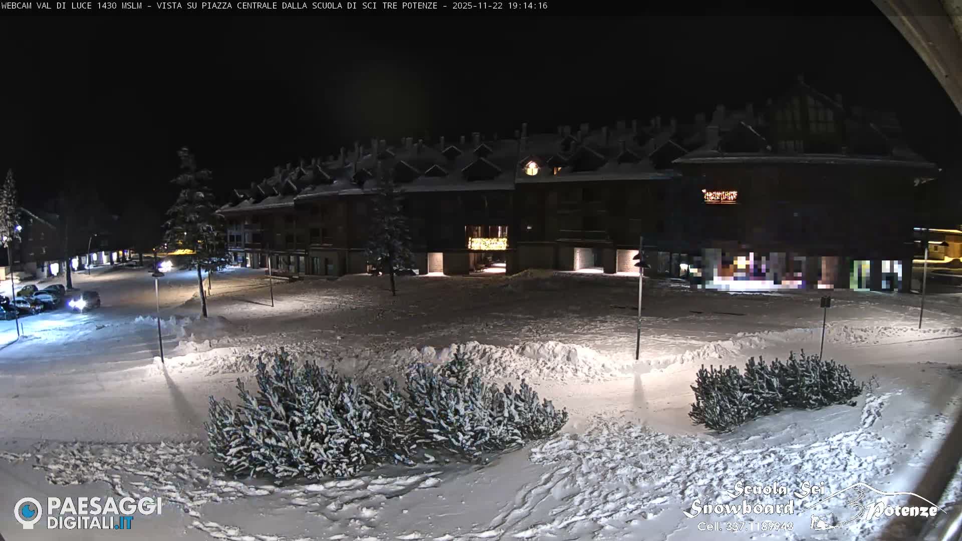 Abetone Val di Luce  Main Square Live Cam - Pistoia, Tuscany, Italy