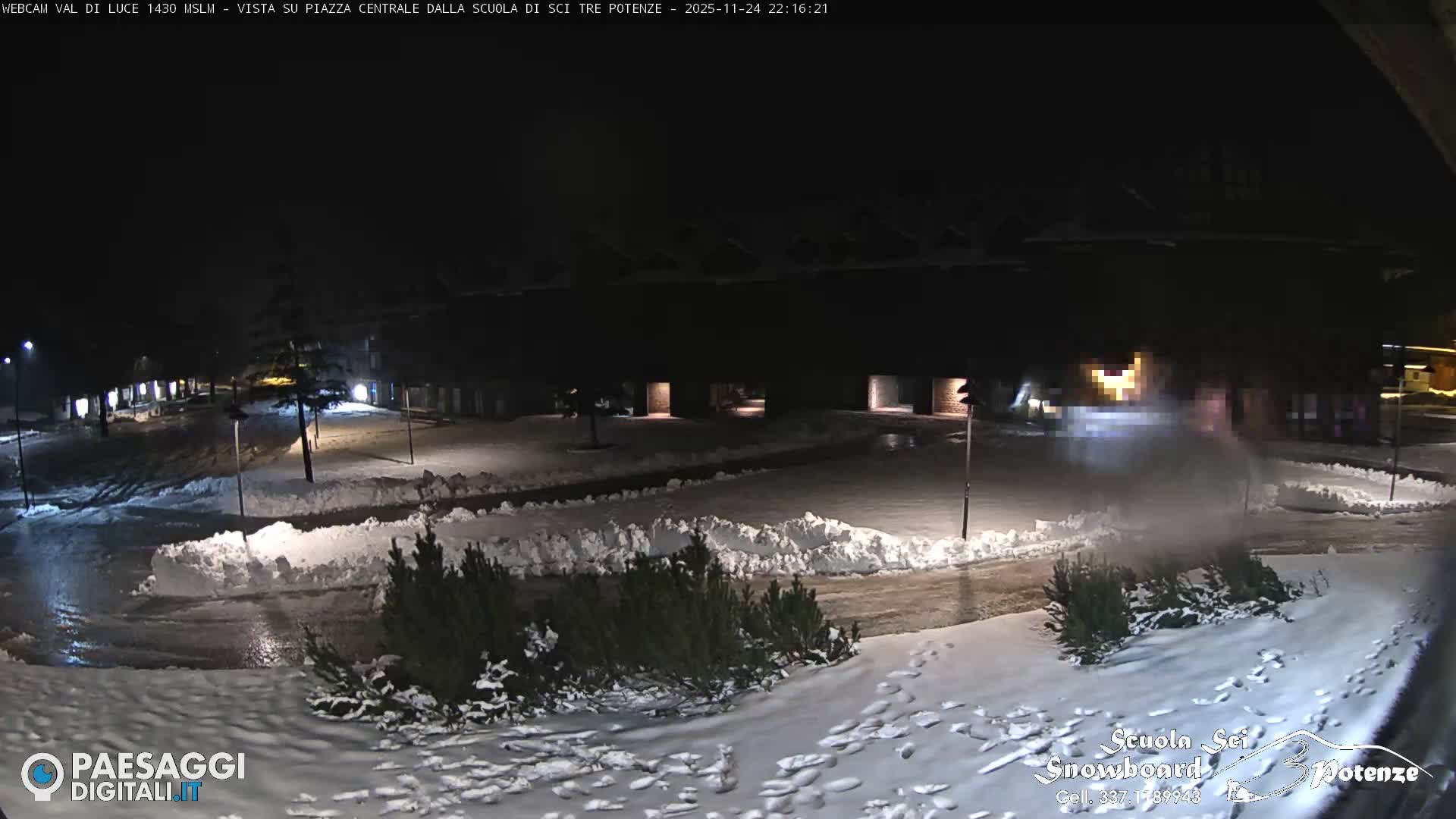 Abetone Val di Luce  Main Square Live Cam - Pistoia, Tuscany, Italy