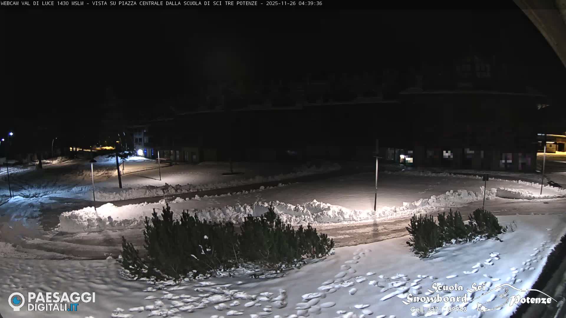 Abetone Val di Luce  Main Square Live Cam - Pistoia, Tuscany, Italy