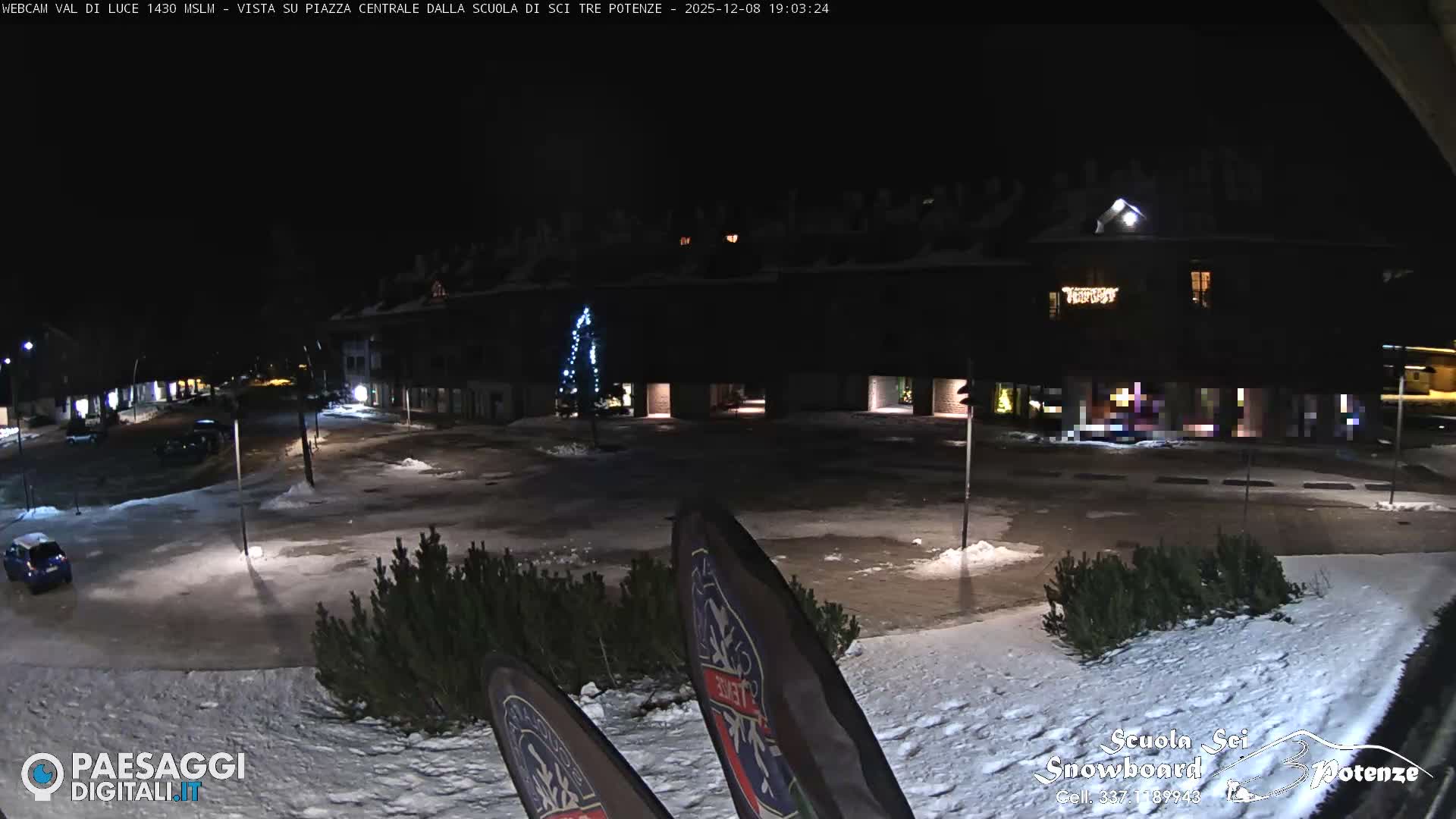 Abetone Val di Luce  Main Square Live Cam - Pistoia, Tuscany, Italy
