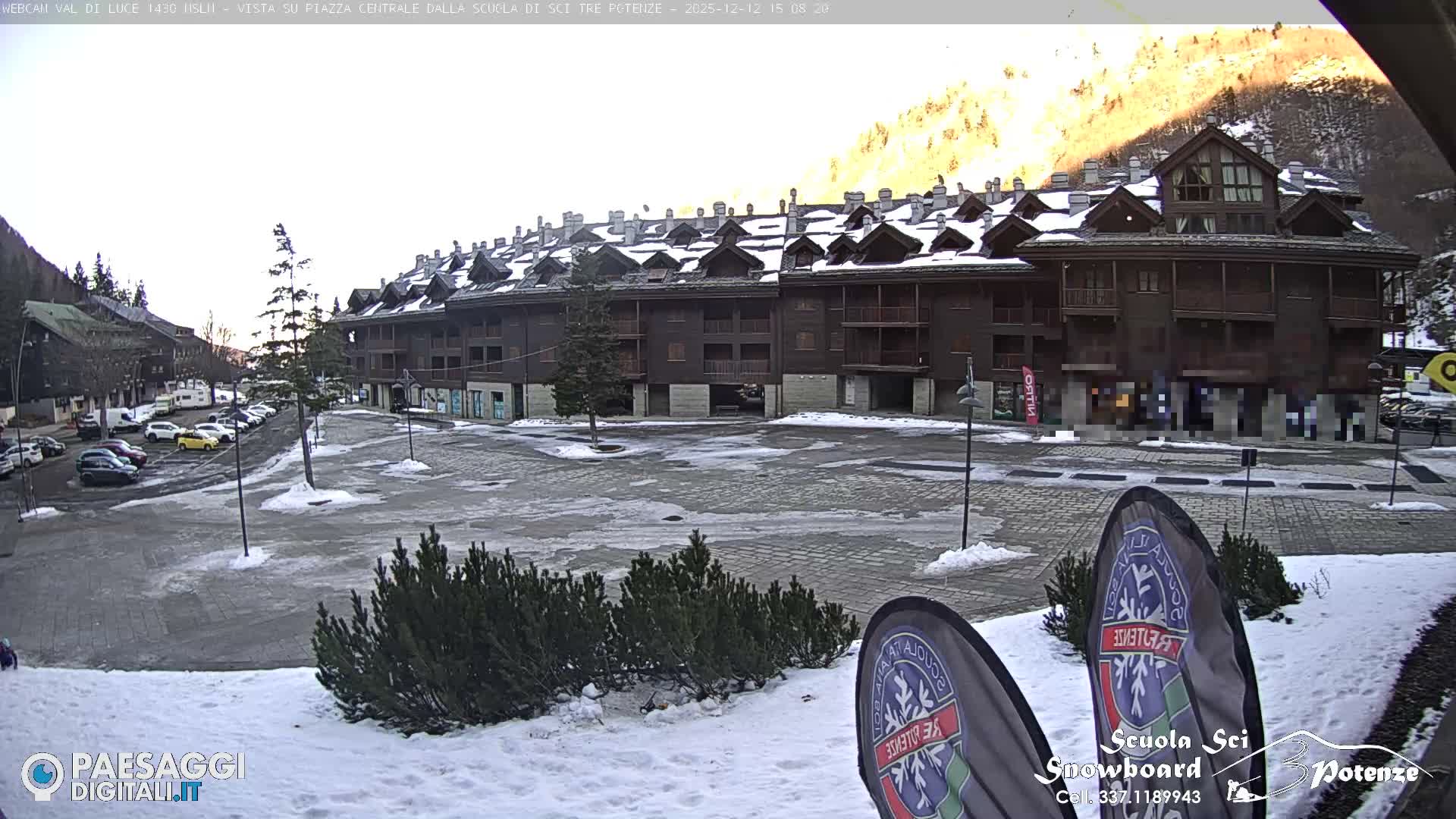 Abetone Val di Luce  Main Square Live Cam - Pistoia, Tuscany, Italy