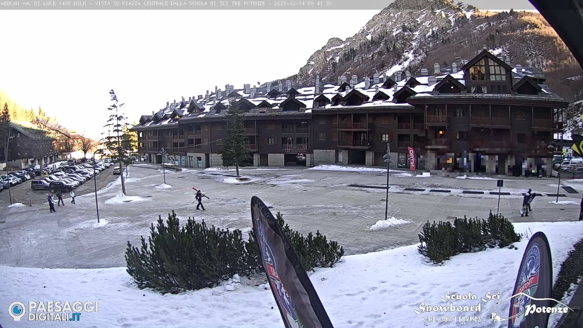 Abetone Val di Luce  Main Square Live Cam - Pistoia, Tuscany, Italy