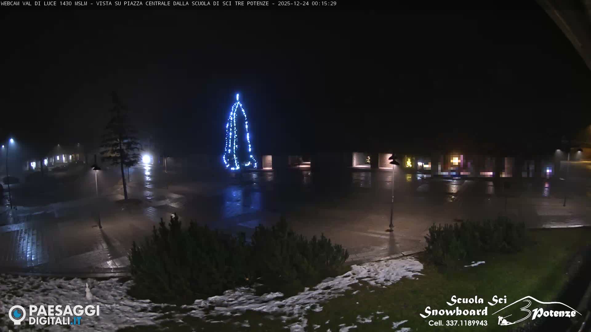 Abetone Val di Luce  Main Square Live Cam - Pistoia, Tuscany, Italy