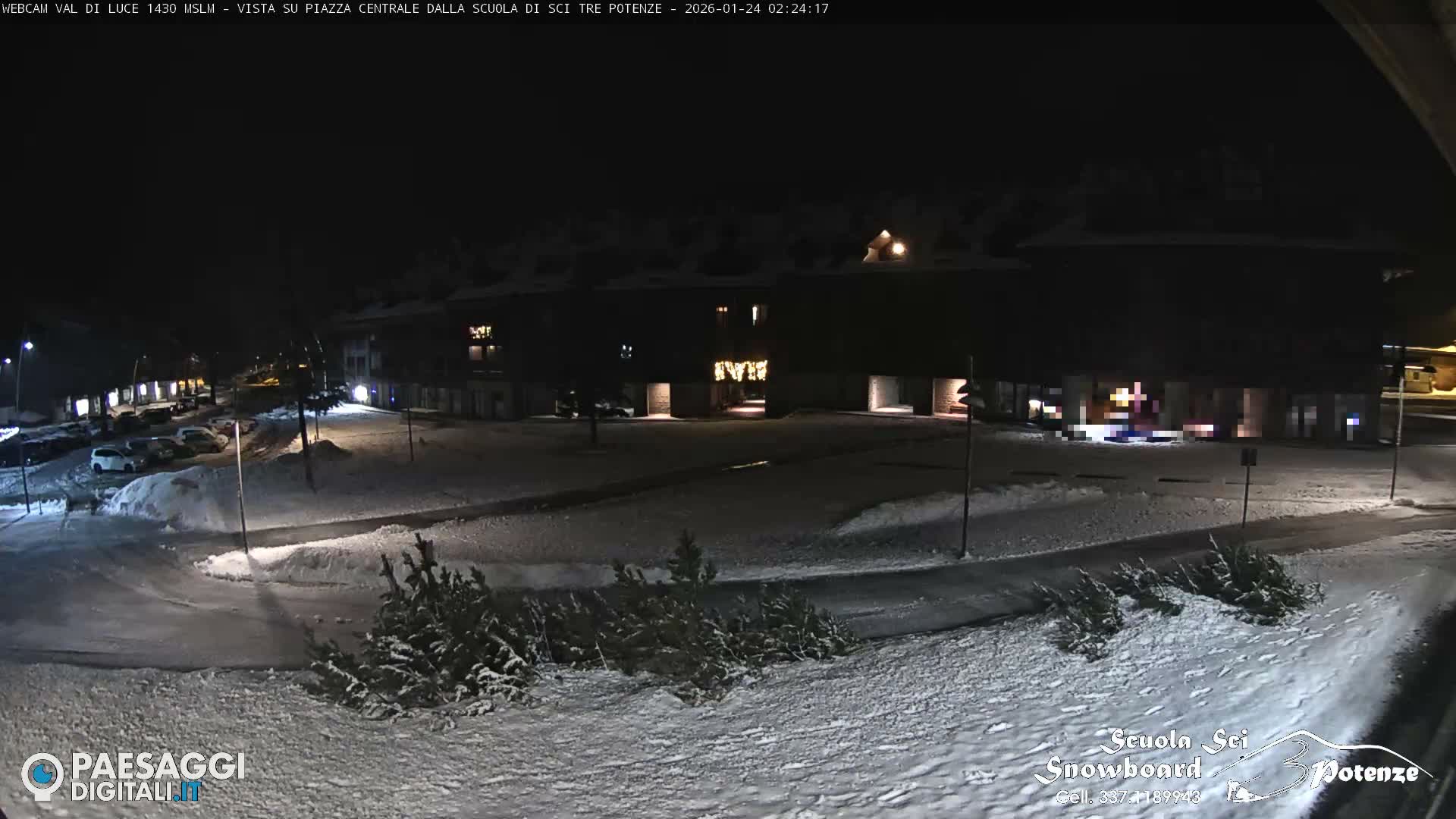 Abetone Val di Luce  Main Square Live Cam - Pistoia, Tuscany, Italy