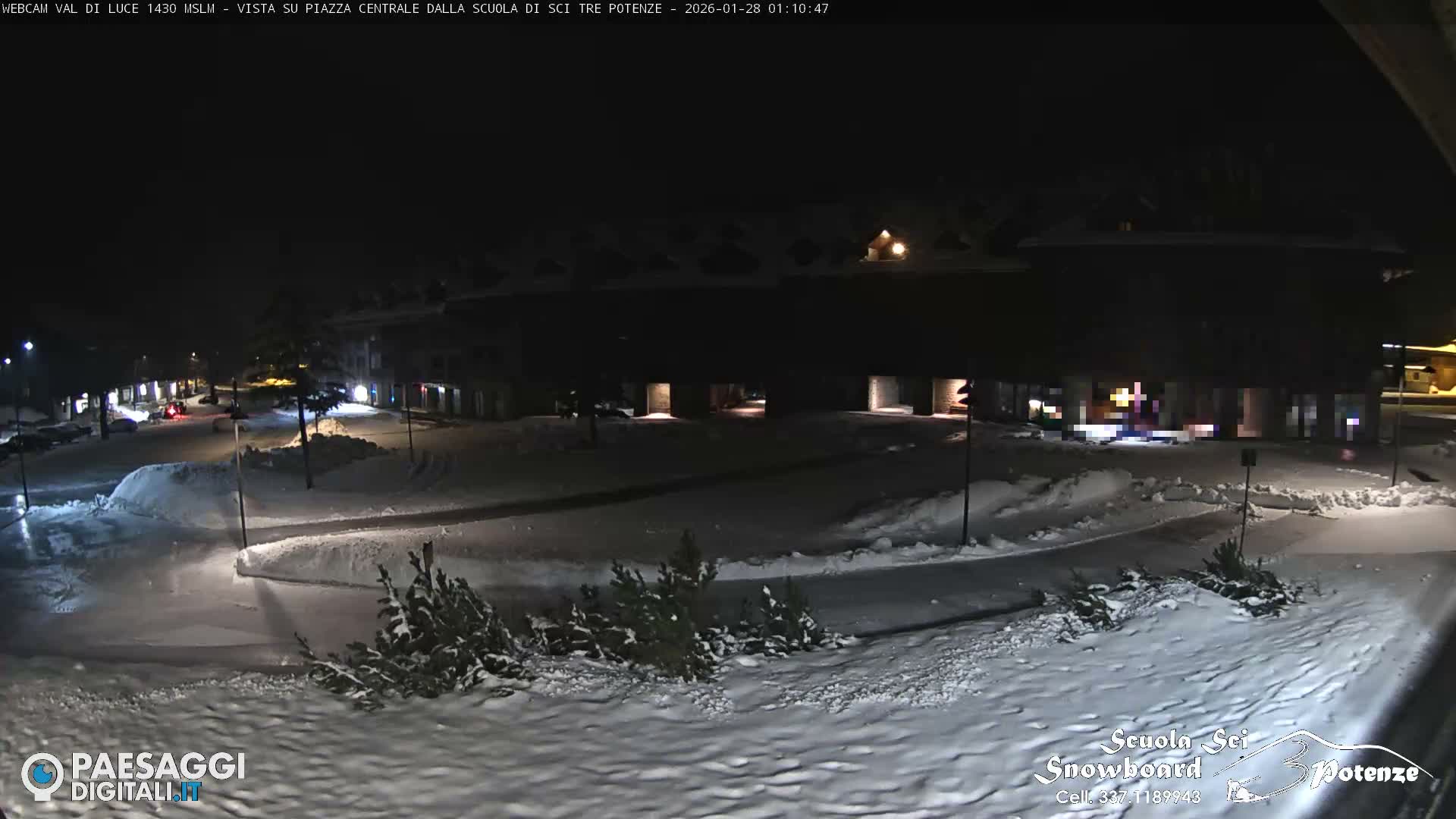 Abetone Val di Luce  Main Square Live Cam - Pistoia, Tuscany, Italy