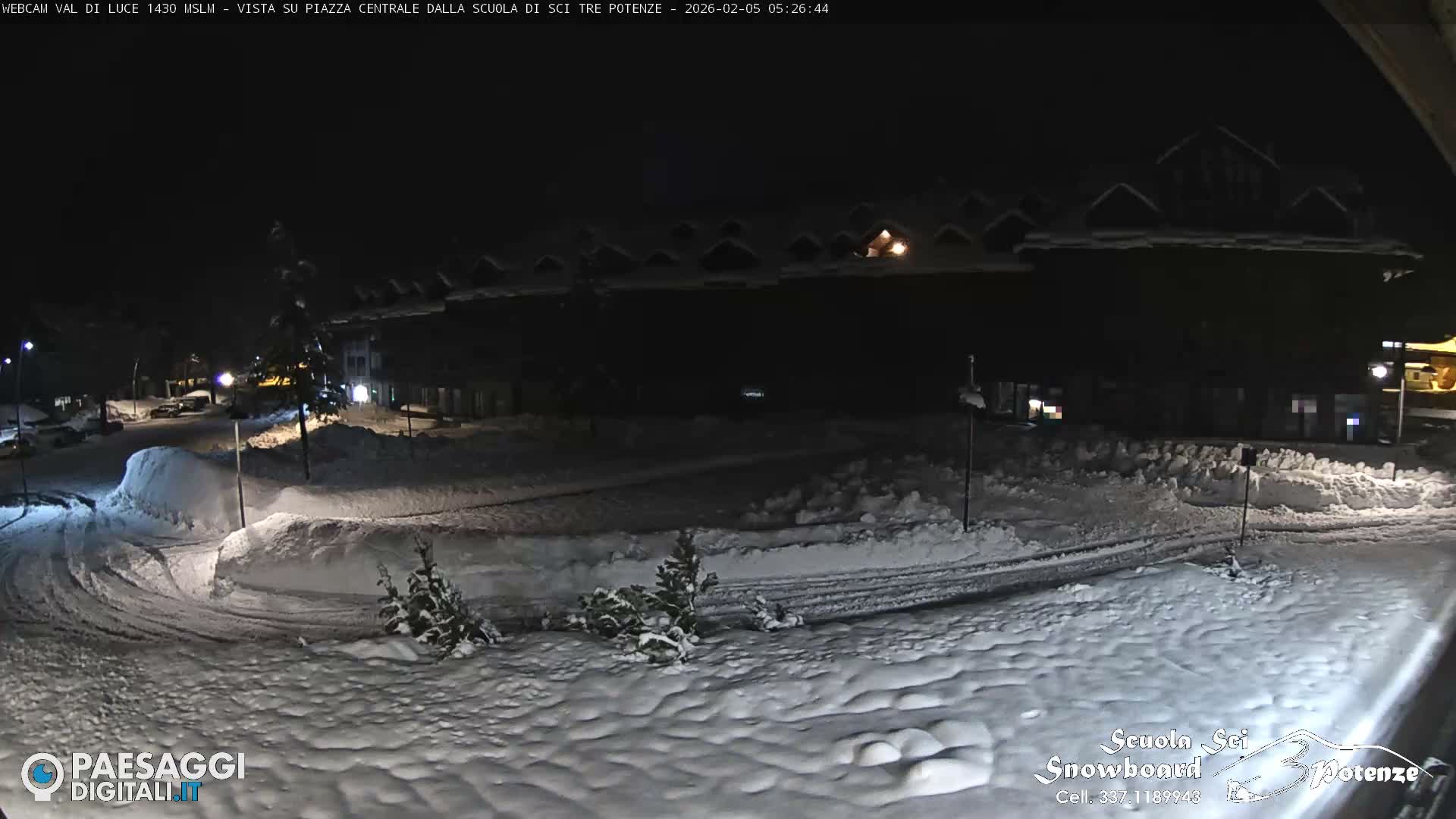 Abetone Val di Luce  Main Square Live Cam - Pistoia, Tuscany, Italy